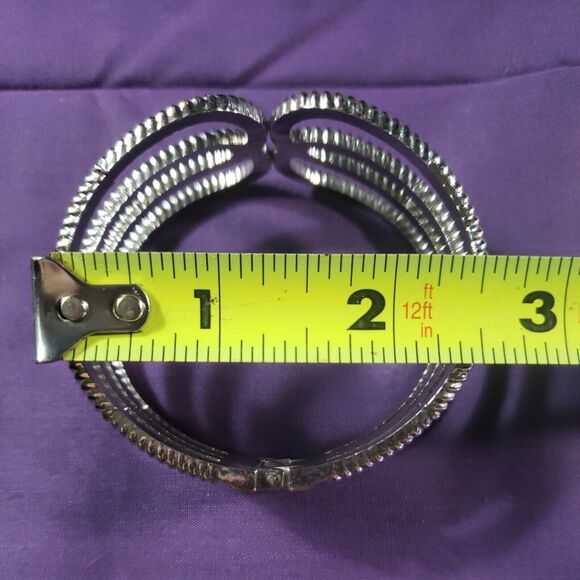 Silver Tone Metal Hinged Clamper Bracelet Wide Open Textured Design - Picture 7 of 12
